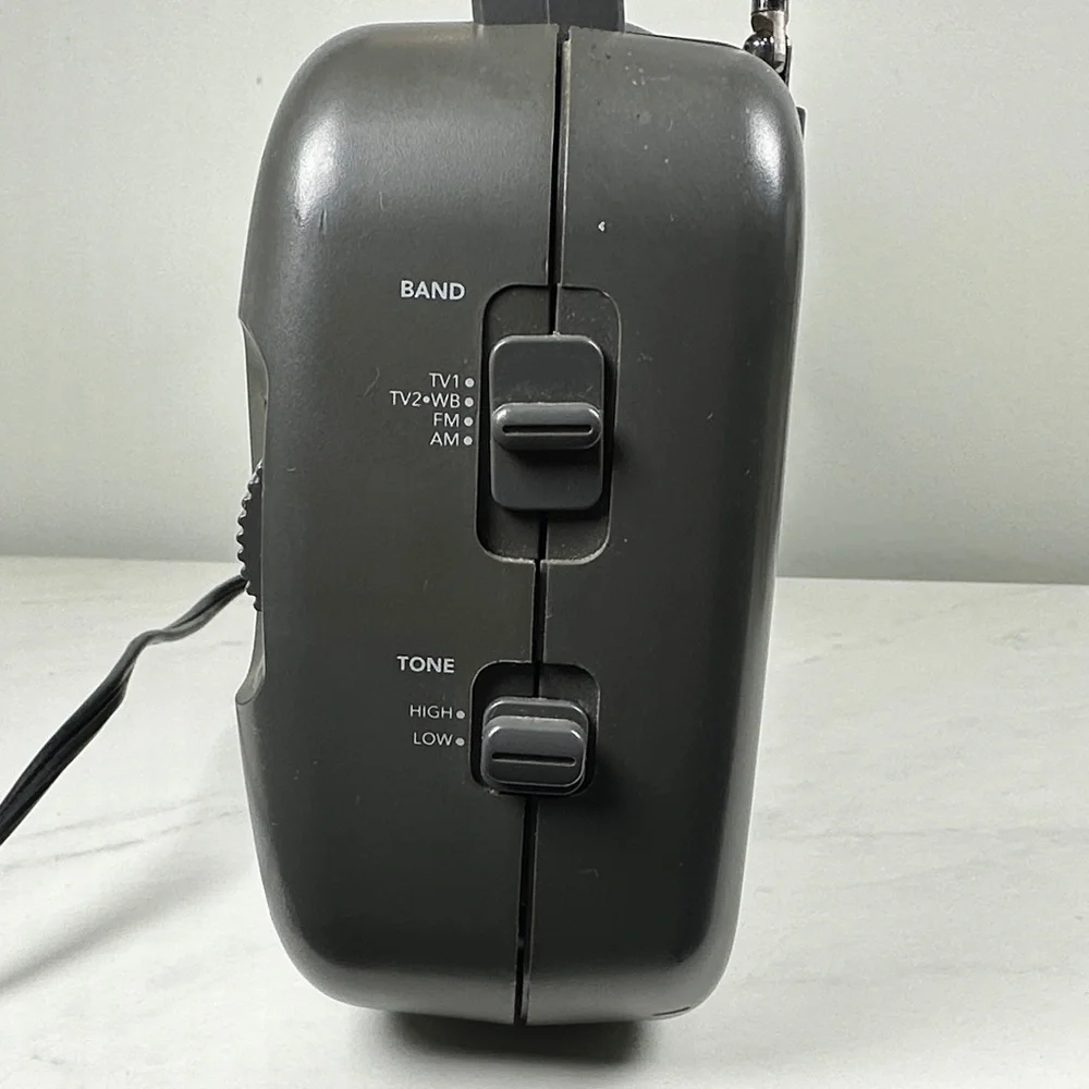 Vintage GE 2 Way power AM/FM Radio 24hourweather portable receiver TV sound 4b - Picture 6 of 15